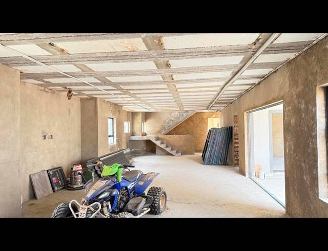 4 BEDROOM HOUSE FOR SALE IN GOLDEN FIELDS ESTATE